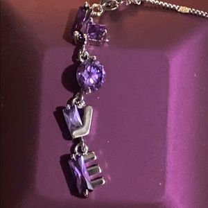 SWEET 16 PURPLE DAINTŸ SILVER LOVE NECKLACE WITH BOX NEW !!